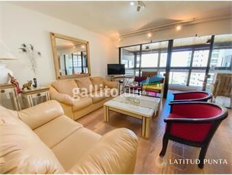 https://www.gallito.com.uy/apartamento-en-brava-3-dormitorios-inmuebles-21143000