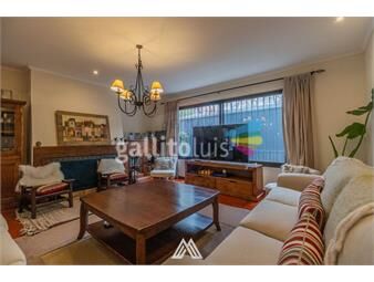 https://www.gallito.com.uy/venta-casa-carrasco-sur-4dorm-piscina-y-barbacoa-inmuebles-24267456