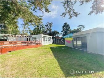 https://www.gallito.com.uy/casa-en-cantegril-3-dormitorios-mãâs-dependencia-inmuebles-24008692
