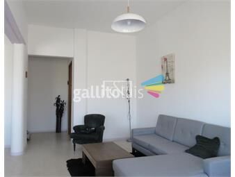 https://www.gallito.com.uy/venta-centro-apartamento-reciclado-a-nuevo-3-dormitorios-y-inmuebles-24578294