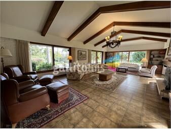 https://www.gallito.com.uy/casa-en-playa-mansa-inmuebles-24097578