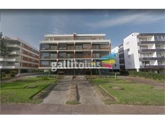 https://www.gallito.com.uy/vende-apartamento-de-1-dorm-en-primera-lã­nea-al-mar-de-p-inmuebles-24410286