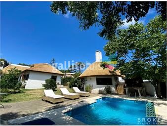 https://www.gallito.com.uy/casa-de-4-dormitorios-en-pinares-punta-del-este-piscina-bar-inmuebles-24606219