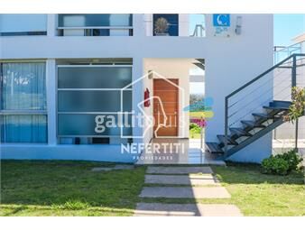 https://www.gallito.com.uy/ventas-apartamento-2-dormitorios-con-vista-al-mar-inmuebles-24614279
