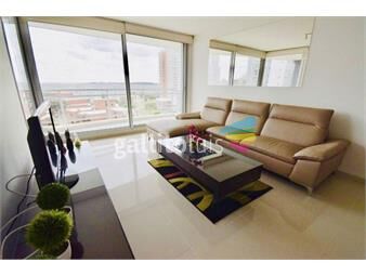 https://www.gallito.com.uy/venta-y-alquiler-apartamento-2-dormitorios-playa-mansa-pu-inmuebles-24121872