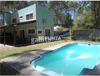https://www.gallito.com.uy/punta-ballenas-solanas-casa-con-piscina-2-dormitorios-inmuebles-24536203