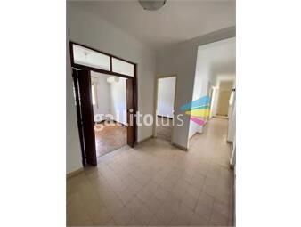 https://www.gallito.com.uy/amplio-penthouse-2-dormitorios-2-baños-centro-inmuebles-24441304