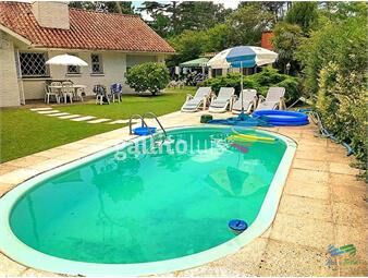 https://www.gallito.com.uy/vendo-casa-4-dormitorios-con-piscina-en-cantegril-punta-de-inmuebles-22537725