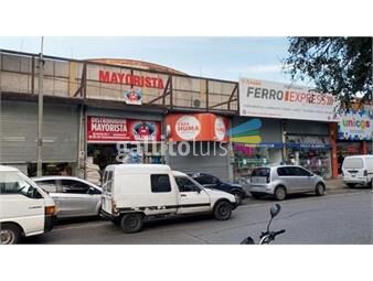 https://www.gallito.com.uy/venta-local-comercial-doble-en-arenal-grande-con-renta-inmuebles-24957265