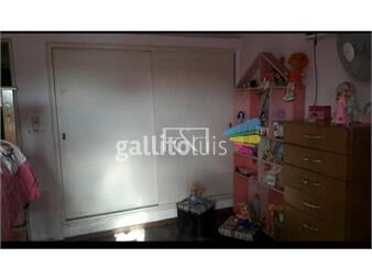 https://www.gallito.com.uy/casa-en-venta-de-4-dormitorios-y-1-apartamento-inmuebles-25033019