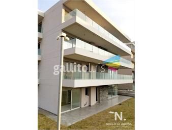 https://www.gallito.com.uy/apartamento-de-2-dormitorios-en-playa-mansa-punta-del-est-inmuebles-25034572