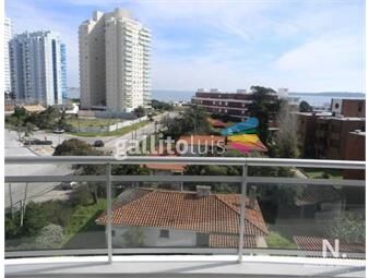 https://www.gallito.com.uy/apartamento-en-venta-playa-mansa-3-dormitorios-inmuebles-25035013