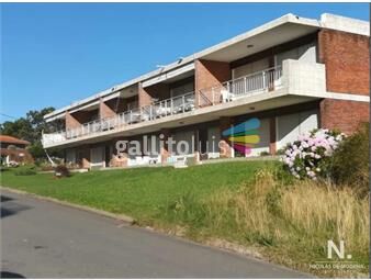 https://www.gallito.com.uy/vende-apartamento-de-2-dormitorios-con-bajas-expensas-play-inmuebles-25036417
