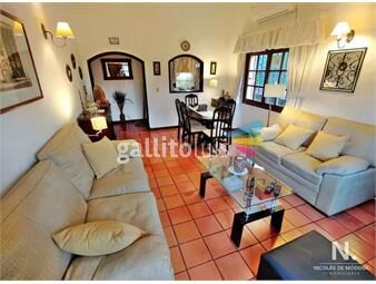 https://www.gallito.com.uy/vende-casa-de-3-dormitorios-en-pinares-punta-del-este-inmuebles-25040404