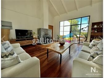 https://www.gallito.com.uy/vende-casa-de-4-dormitorios-en-la-barra-inmuebles-25043264