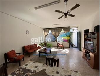 https://www.gallito.com.uy/venta-casa-brazo-oriental-3-dormitorios-con-renta-inmuebles-25088690