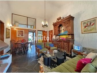 https://www.gallito.com.uy/amplio-apartamento-con-parrillero-en-venta-2-dormitorios-2-inmuebles-25088931