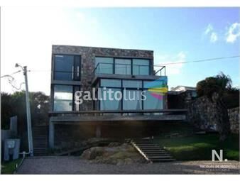 https://www.gallito.com.uy/excelente-casa-ubicada-en-el-chorro-frente-al-mar-inmuebles-25034134