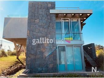 https://www.gallito.com.uy/casa-en-venta-de-7-dormitorios-en-altos-del-chorro-punta-inmuebles-25033606
