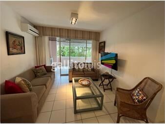 https://www.gallito.com.uy/venta-de-apartamento-de-3-dormitorios-en-playa-mansa-edific-inmuebles-25137162