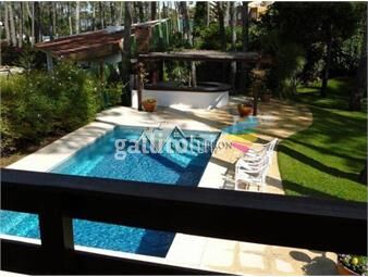 https://www.gallito.com.uy/alquiler-casa-en-mansa-de-4-dormitorios-con-piscina-climati-inmuebles-25156479