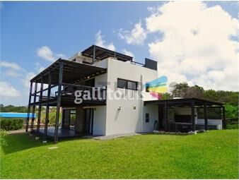 https://www.gallito.com.uy/venta-casa-excelente-propiedad-en-3-plantas-inmuebles-25166741