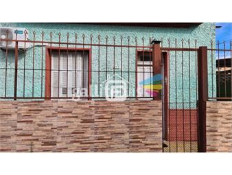 https://www.gallito.com.uy/vende casa-3-dormitorios-en-barrio-centro-inmuebles-24896682