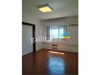 https://www.gallito.com.uy/apartamento-4-dormitorios-balcon-vista-a-la-bahia-en-cord-inmuebles-25198630