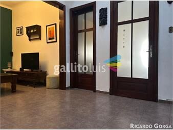 https://www.gallito.com.uy/casa-en-venta-de-3-dormitorios-y-azotea-con-parrillero-e-inmuebles-24678185