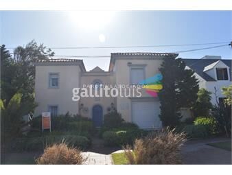 https://www.gallito.com.uy/casa-de-5-dormitorios-vista-al-mar-en-penã­nsula-punta-de-inmuebles-23103616