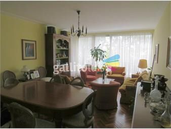 https://www.gallito.com.uy/venta-apartamento-tres-dormitorios-y-servicio-completo-cent-inmuebles-25233521