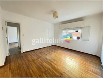 https://www.gallito.com.uy/alquiler-apartamento-1-dormitorio-al-frente-cocina-definida-inmuebles-25233904
