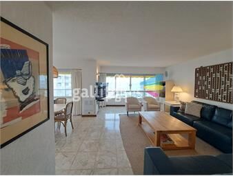 https://www.gallito.com.uy/venta-excelente-apartamento-en-playa-mansa-con-vista-al-ma-inmuebles-24642146