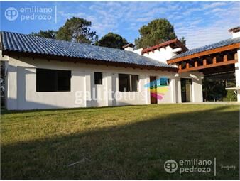 https://www.gallito.com.uy/venta-casa-a-estrenar-2-dormitorios-con-parrillero-en-punta-inmuebles-24127643