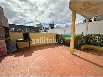 https://www.gallito.com.uy/alquiler-casa-ph-de-altos-la-comercial-2-dormitorios-patio-inmuebles-25347642