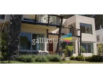 https://www.gallito.com.uy/casa-en-venta-de-5-dormitorios-la-barra-punta-del-este-inmuebles-19655017