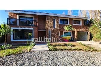 https://www.gallito.com.uy/venta-casa-5-dormitorios-4-baã±os-la-residence-punta-inmuebles-24868744