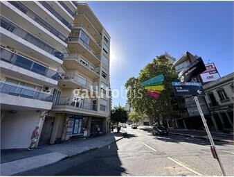 https://www.gallito.com.uy/venta-apartamento-3-dormitorios-y-servicio-garage-parque-r-inmuebles-25155353