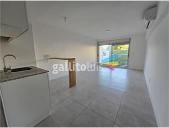 https://www.gallito.com.uy/alquiler-apartamento-monoambiente-con-terraza-en-pocitos-inmuebles-25381236