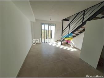 https://www.gallito.com.uy/apartamentocasa-en-venta-de-1-dormitorio-tipo-duplex-c-inmuebles-25097419