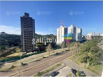 https://www.gallito.com.uy/venta-apartamento-3-dormitorios-punta-del-este-inmuebles-24607328