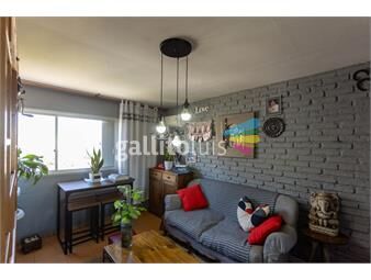 https://www.gallito.com.uy/apartamento-en-venta-de-3-dormitorios-c-cochera-en-malv-inmuebles-25410390