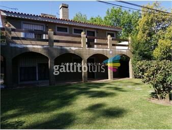 https://www.gallito.com.uy/casa-en-venta-de-4-dormitorios-en-golf-punta-del-este-inmuebles-16906221
