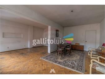 https://www.gallito.com.uy/venta-gran-apartamento-de-epoca-en-el-centro-inmuebles-25470573