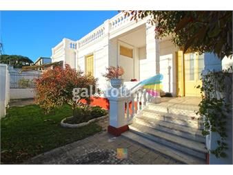https://www.gallito.com.uy/venta-de-casas-4-dormitorios-mas-garage-belvedere-inmuebles-25509068