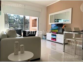 https://www.gallito.com.uy/en-venta-penthouse-de-1-dormitorio-con-amplia-terraza-con-h-inmuebles-23253070