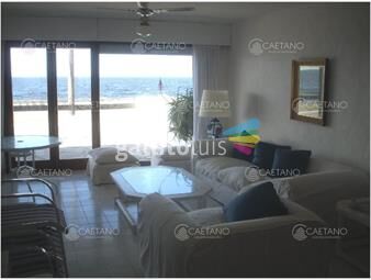 https://www.gallito.com.uy/apartamento-de-3-dormitorios-frente-al-mar-en-venta-y-alqui-inmuebles-20964393