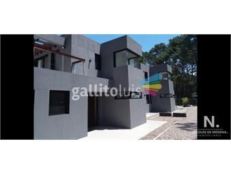 https://www.gallito.com.uy/vende-casa-ideal-de-3-dormitorios-en-suite-en-solanas-pun-inmuebles-25546277
