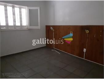 https://www.gallito.com.uy/casa-en-venta-con-renta-3-dormitorios-1-baã±o-cochera-corum-inmuebles-19071481