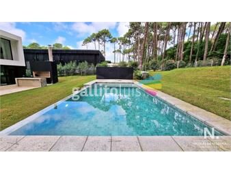https://www.gallito.com.uy/casa-a-estrenar-en-barrio-privado-4-suites-piscina-climat-inmuebles-25595639